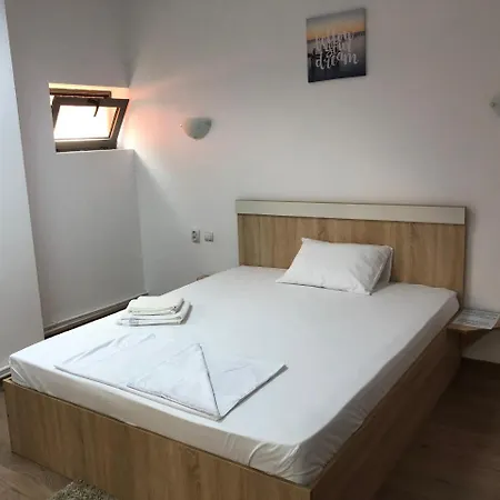 Hotel Tomi Bucharest