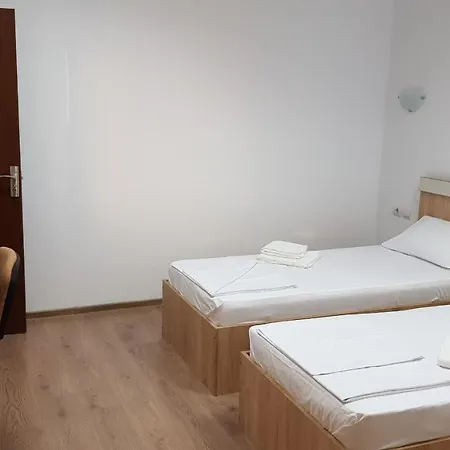 Tomi Hotel Bucureşti