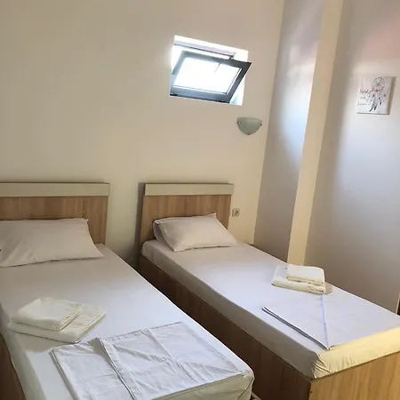 Tomi Hotel Bucureşti